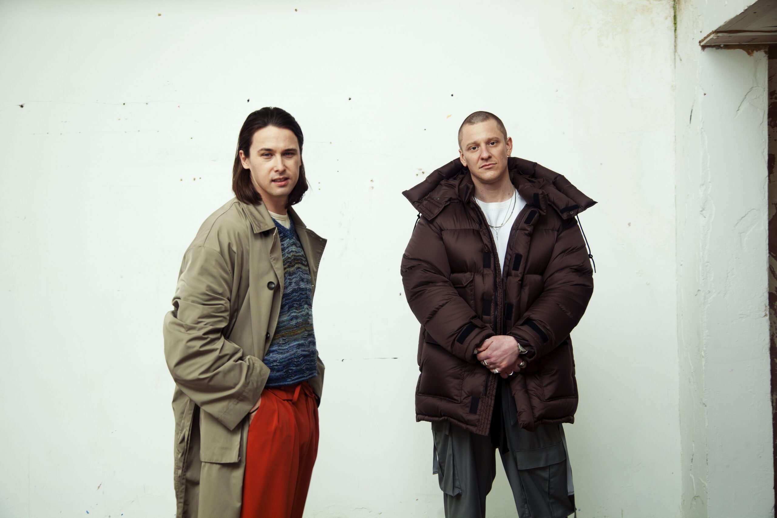 Hinter dem Londoner Neo-Soul-Duo Jungle stecken Josh Lloyd-Watson (l.) und Tom McFarland. Foto: Anna Victoria Best