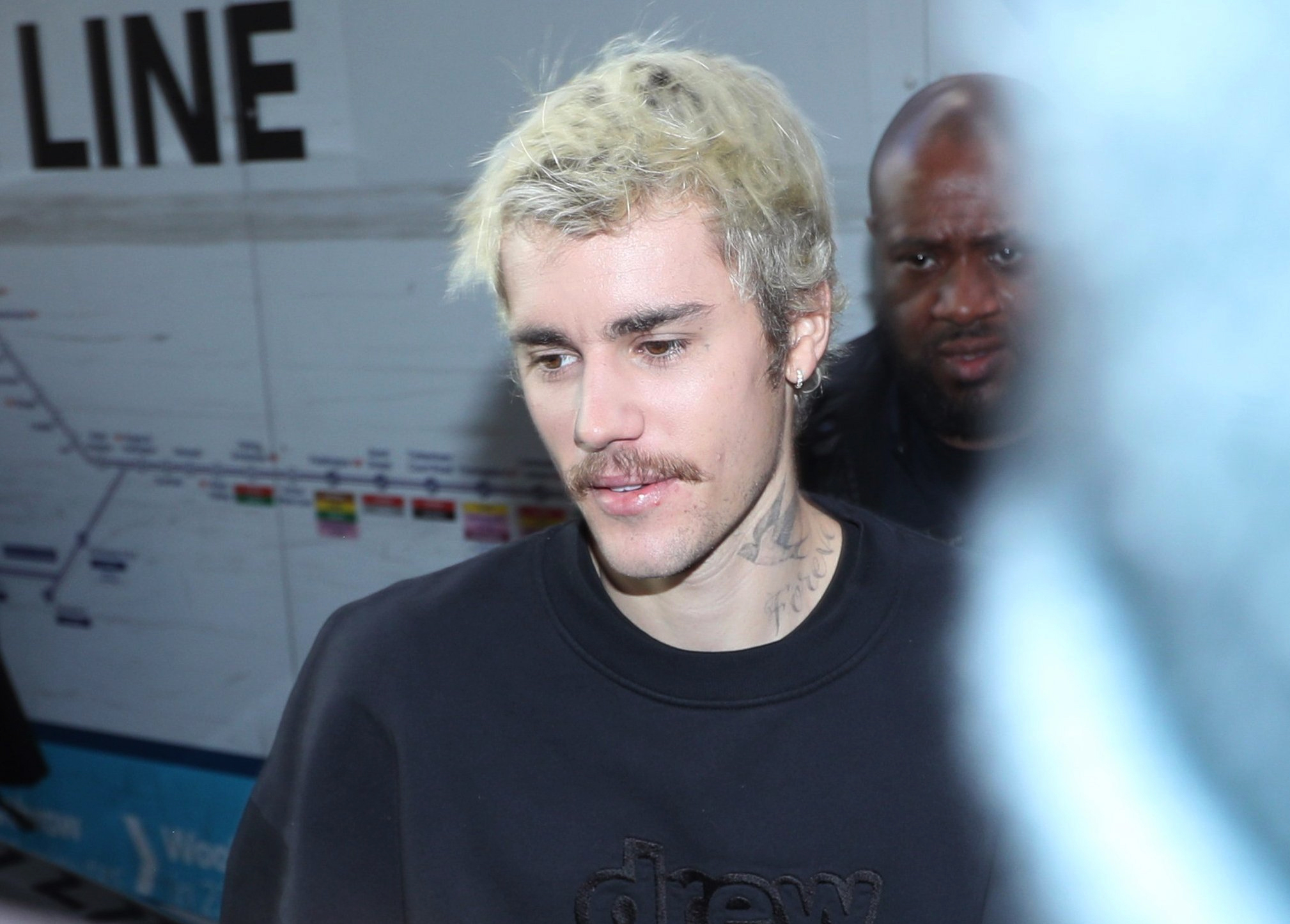 Justin Bieber, kanadischer Sänger und Popstar, kommt im Nachtclub "Tape" zur Vorstellung seines Albums «Changes» an. (Zu dpa "Bieber enttäuscht über Grammy-Nominierung: «Changes» ist doch R&B") +++ dpa-Bildfunk +++