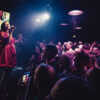 Für Sophie Ellis-Bextor (43) stand eine feierwütige Crowd dichtgedrängt im Kent-Club vor der Bühne.