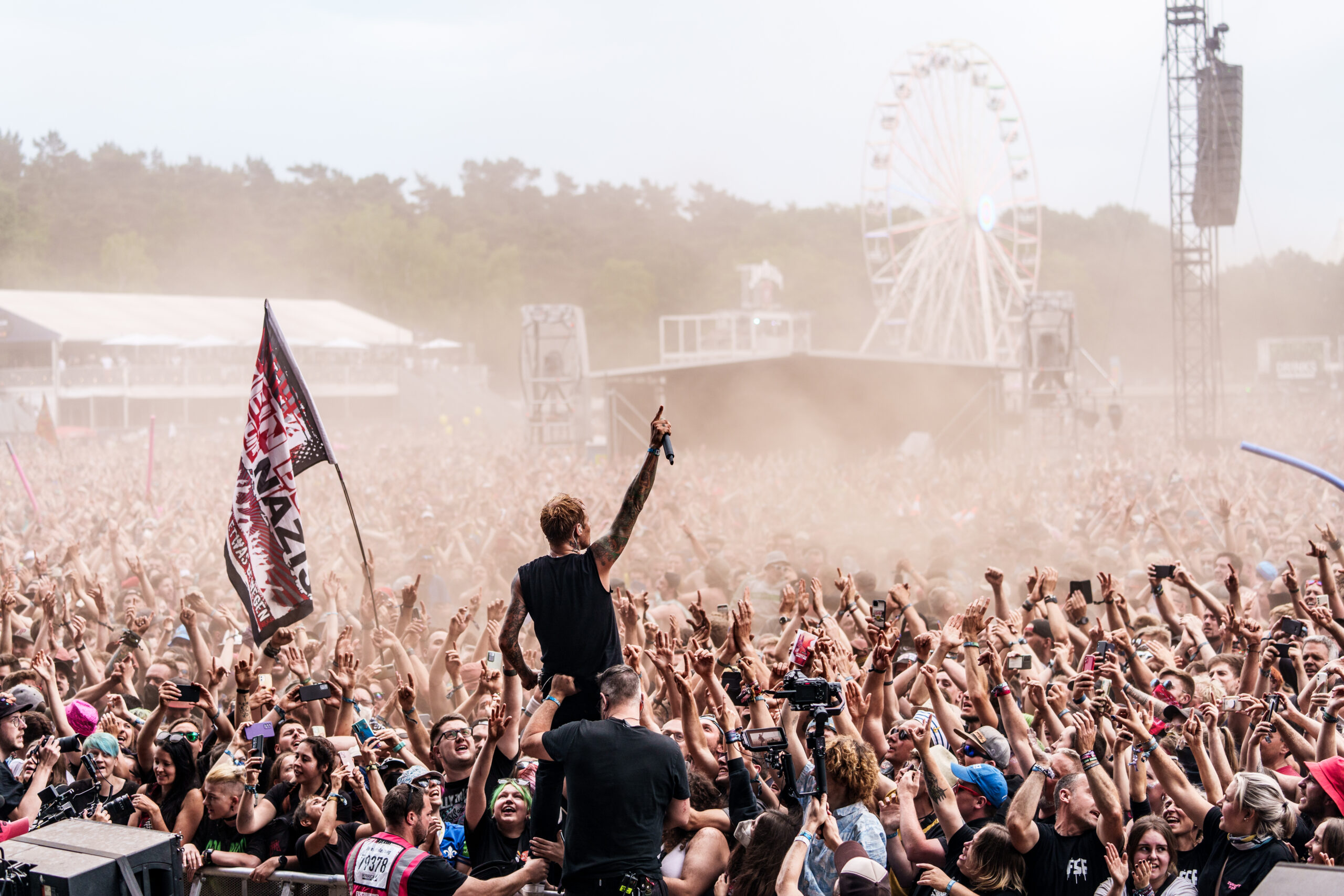 Band Donots auf dem Hurricane