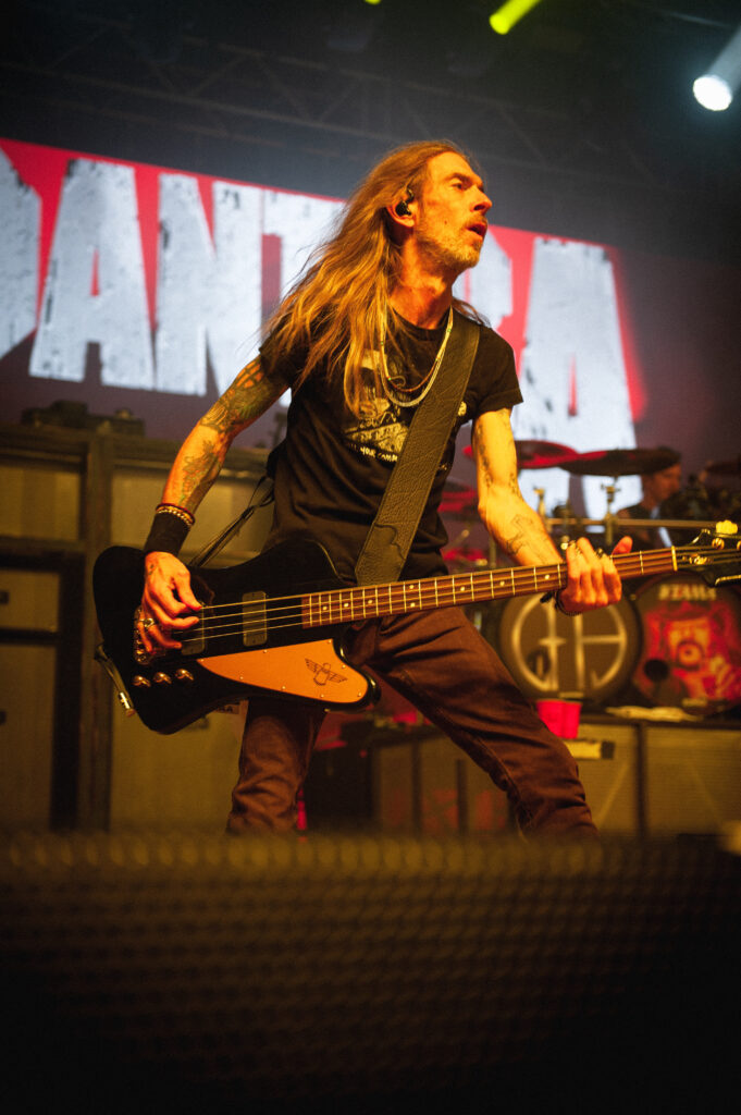 Bassist Rex Brown, neben Frontmann Phil Anselmo das einzig verbliebene Originalmitglied von Pantera