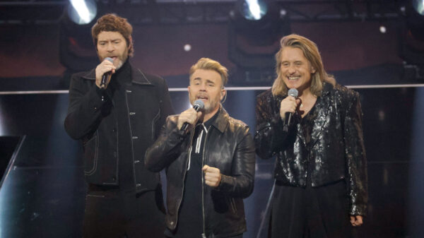 Die britische Band Take That, bestehend aus Howard Donald (v.l.n.r.), Gary Barlow und Mark Owen, bei einem Auftritt in der ZDF-Show „Wetten, dass..?“.