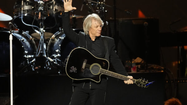 Bon Jovi steht auf der Bühne