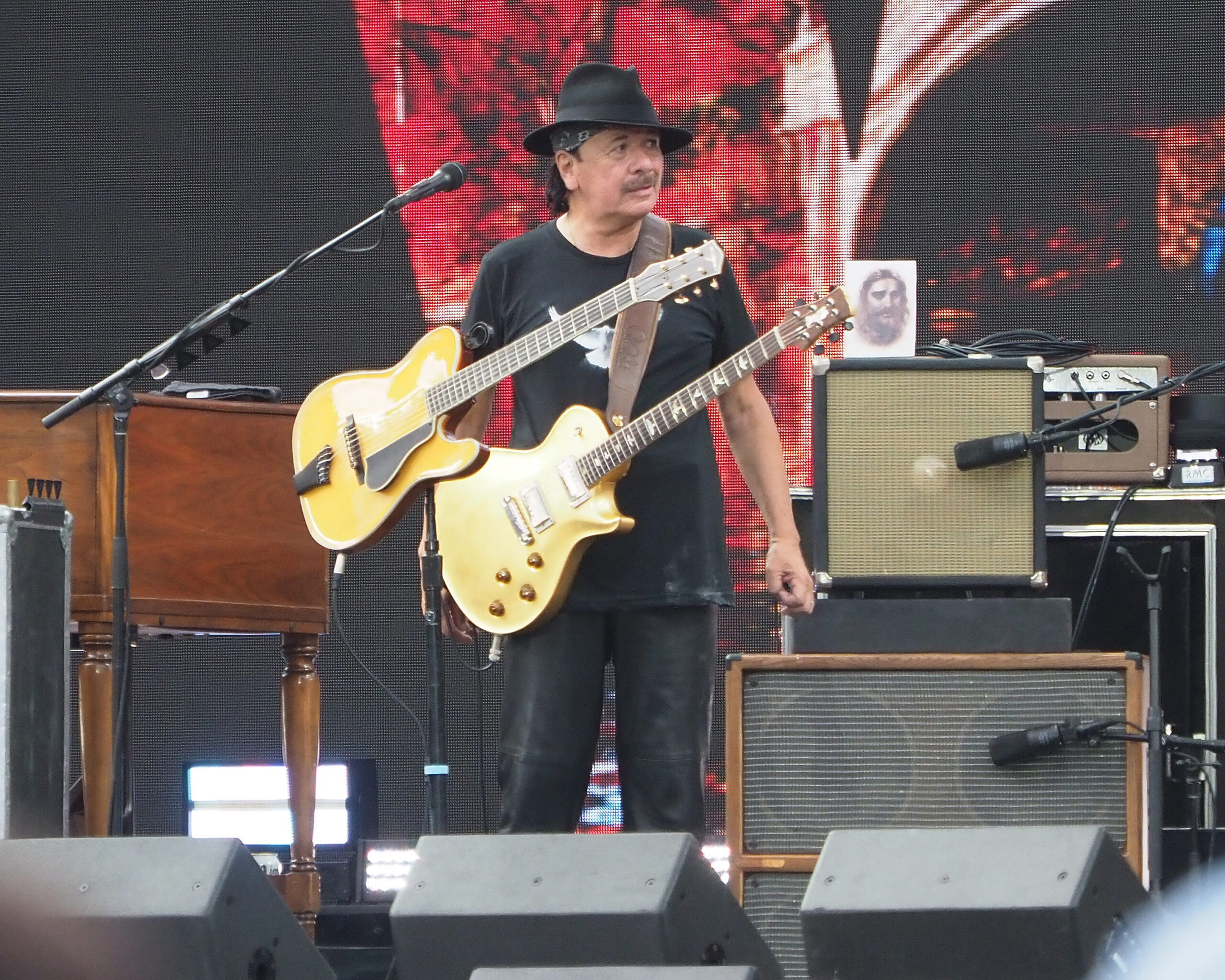 Carlos Santana live im Jahr 2021.