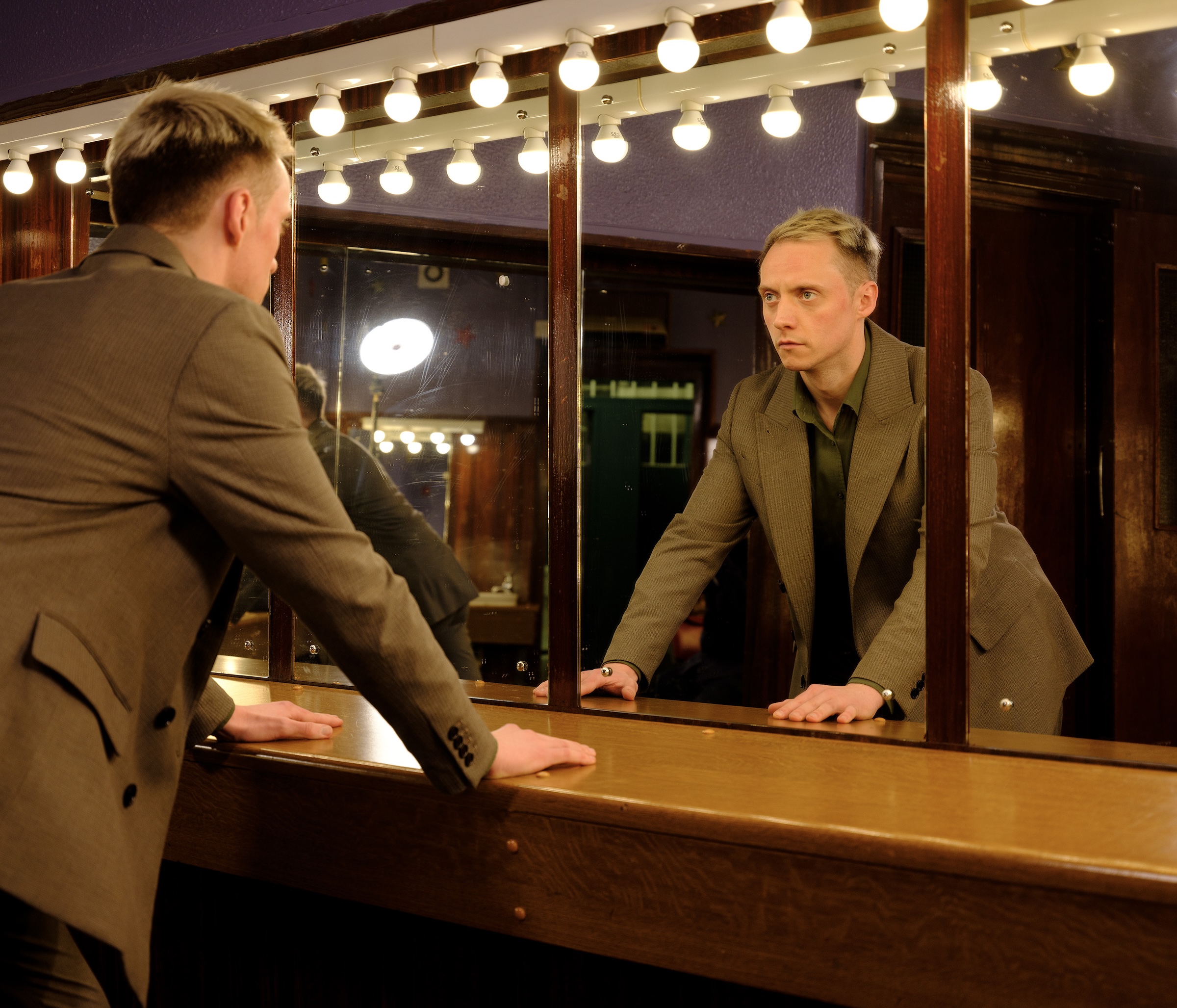 Tiefe Einblicke: Hamish Hawk präsentiert sein aktuelles Album „A Firmer Hand“ jetzt auch in Hamburg.