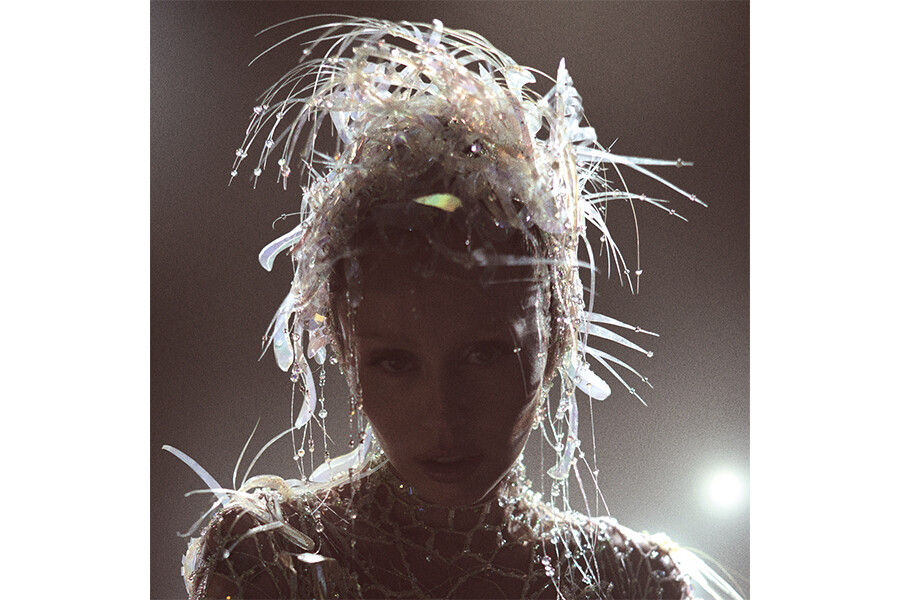 Das Cover des neuen Albums „Something Beautiful“ von Miley Cyrus.